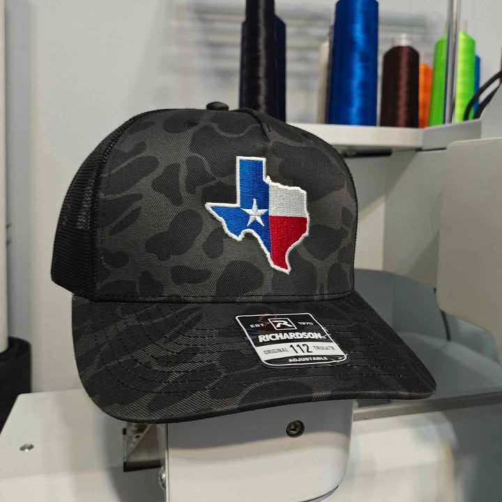 Texas Flag + Come & Take It Canon Richardson 112 Trucker Hat Black Duck Camo Print