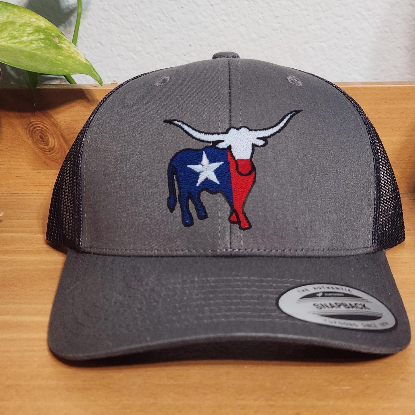 Texas Longhorn Hat – Embroidered Bull Head with Texas Flag Fill – Snapback