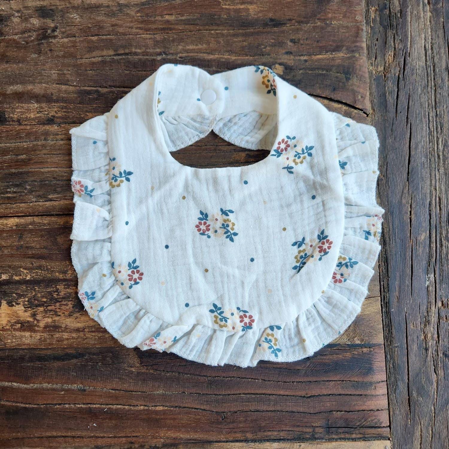 Personalized Muslin Embroidered Bib, & Burp Cloth + Velvet Bow | Custom Name or Initials