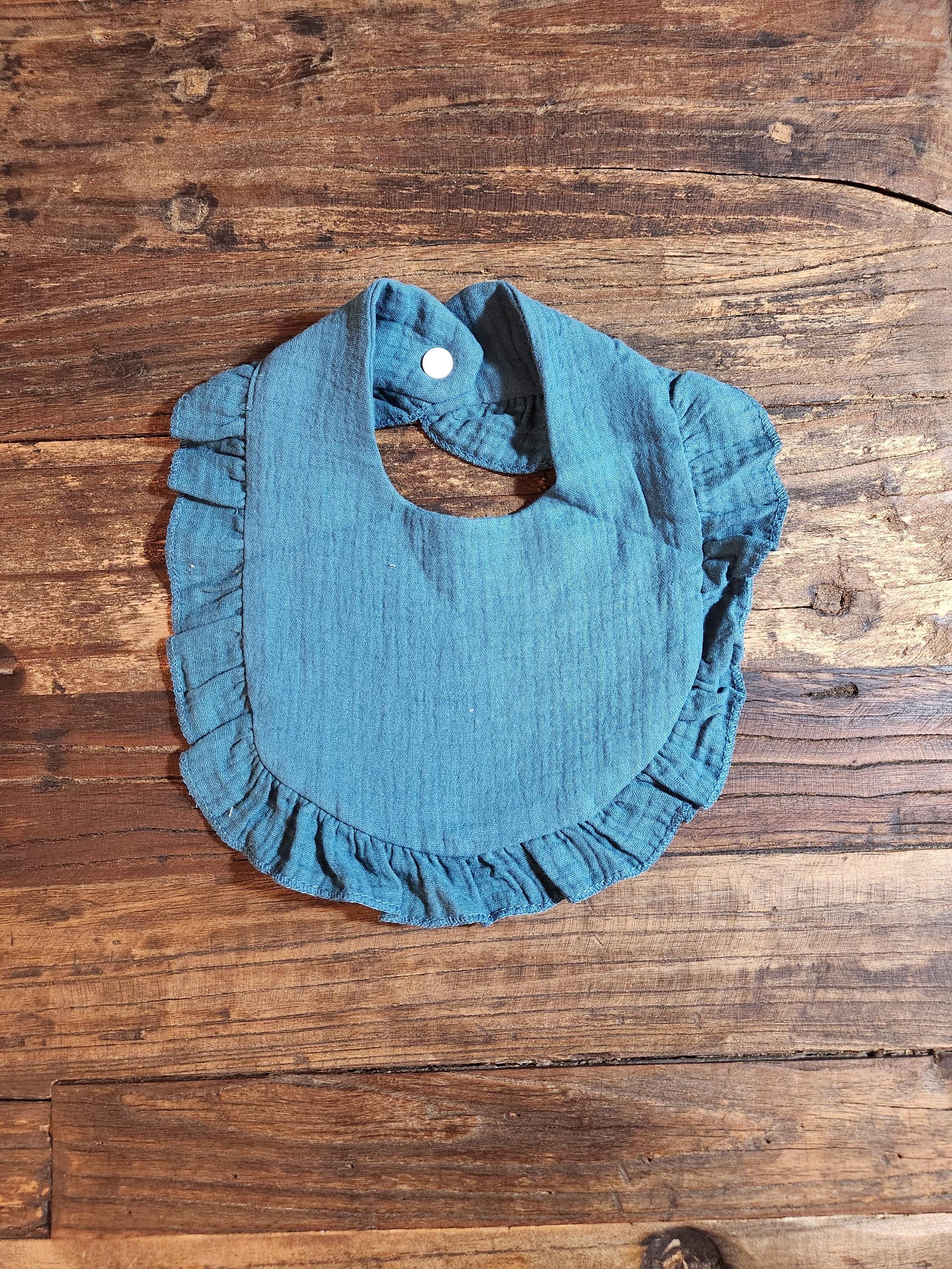 Personalized Muslin Embroidered Bib, & Burp Cloth + Velvet Bow | Custom Name or Initials